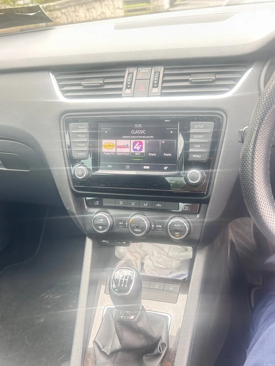 Skoda Octavia 2 L of diesel - Image 4
