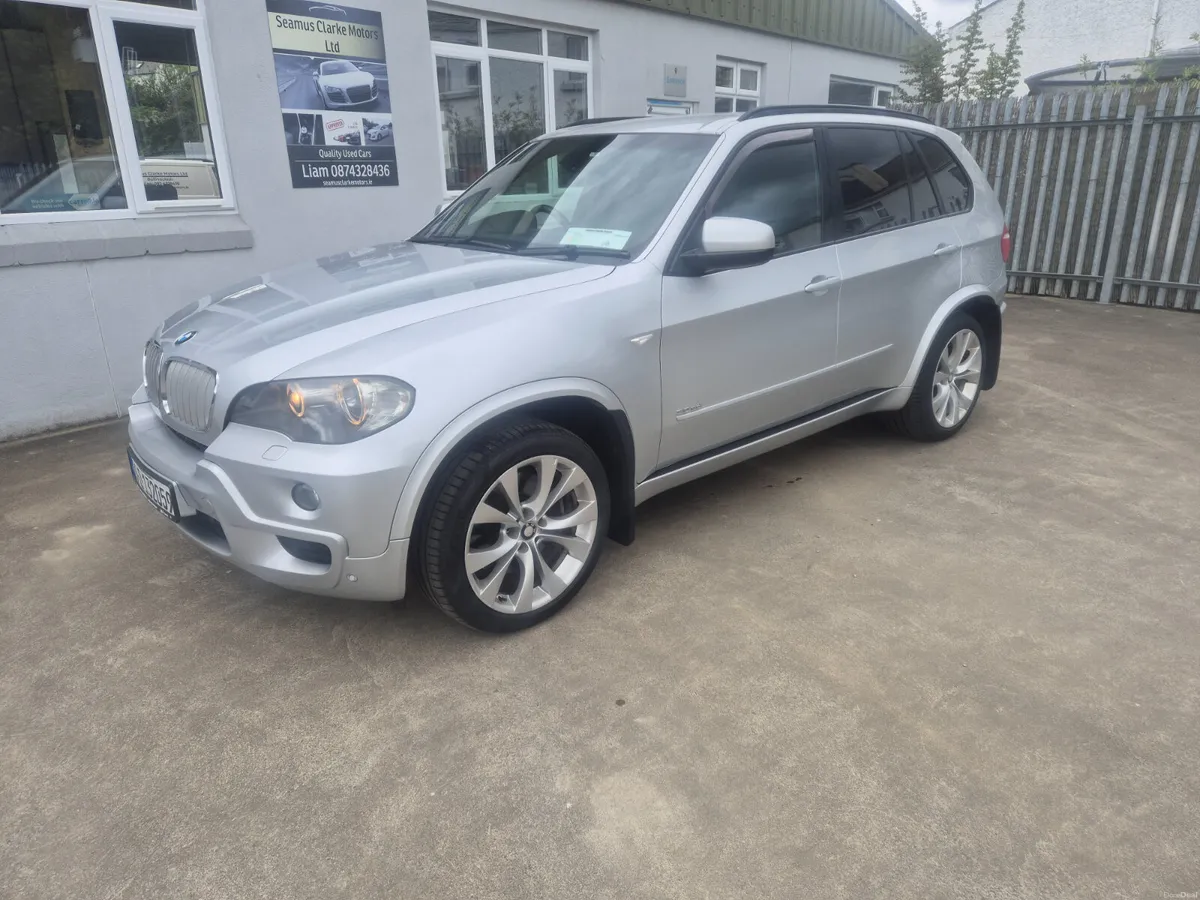 BMW X5 2009 Xdrive 35d Crewcab - Image 1