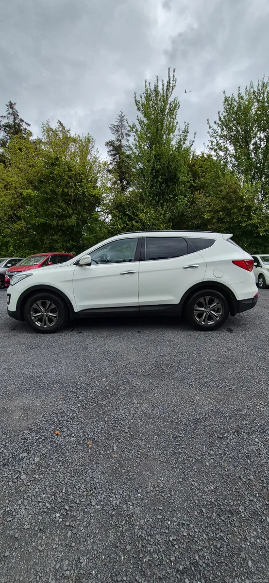 Hyundai Santa Fe 2015 - Image 4