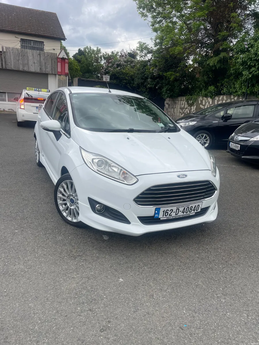 Ford Fiesta 2016 - Image 2