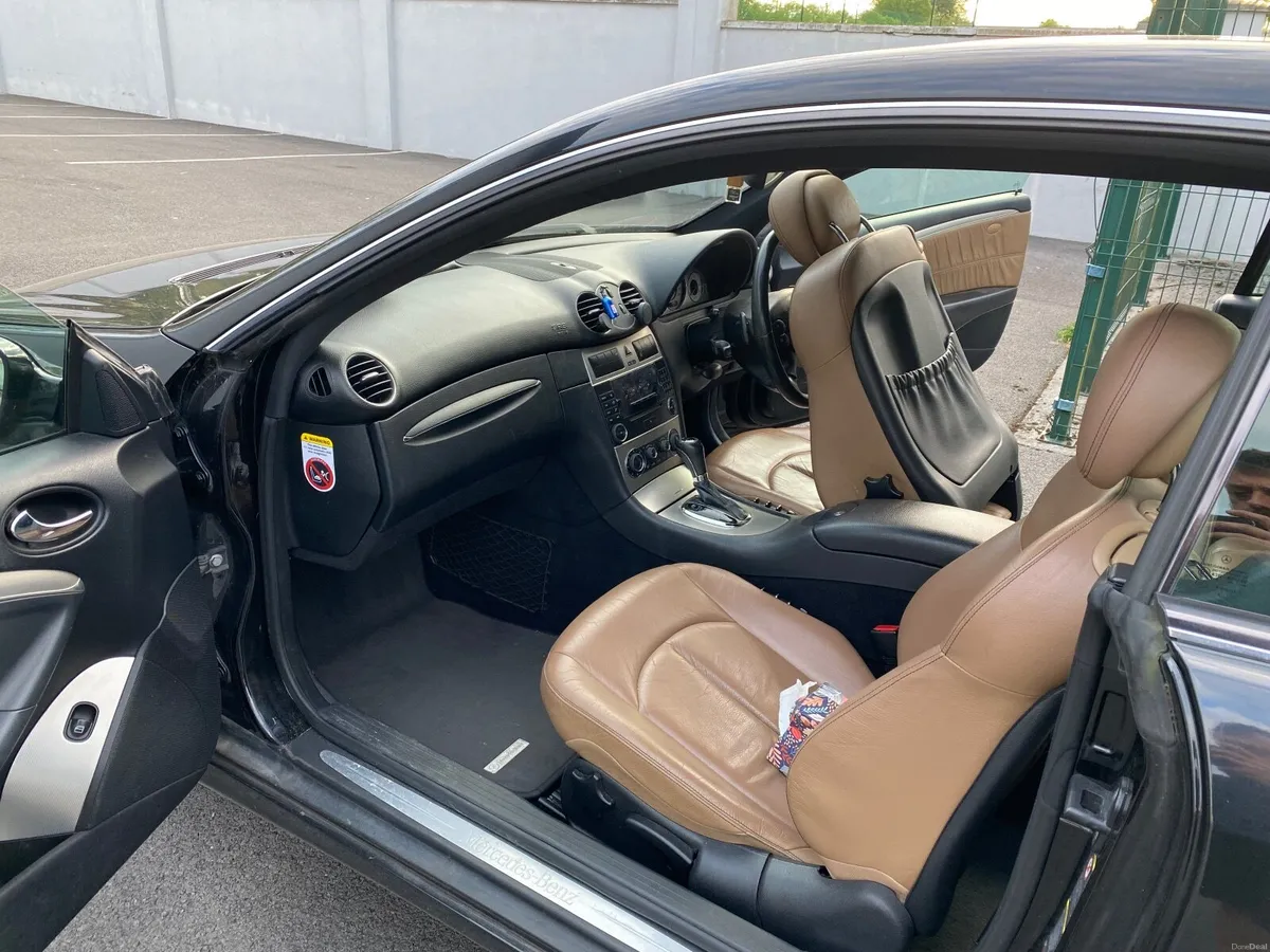 Mercedes-Benz CLK200 Avantgarde - Image 3