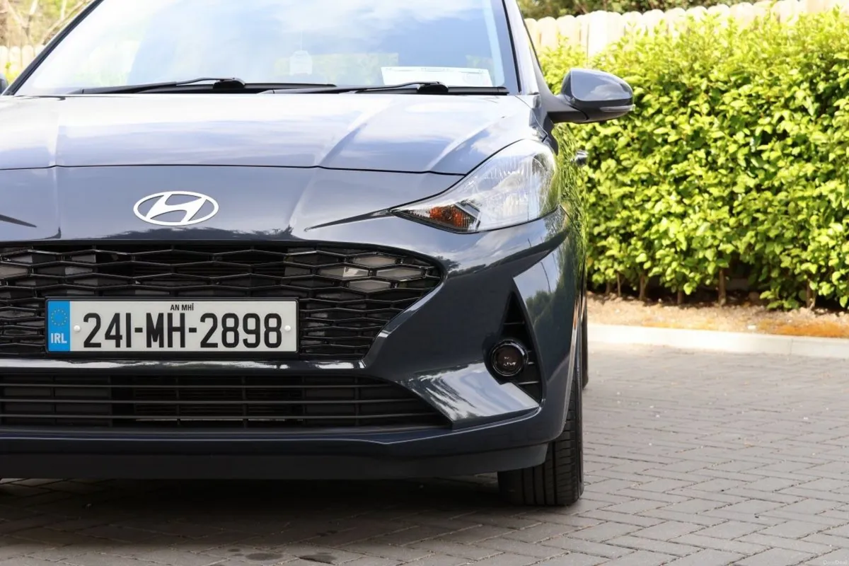 Hyundai i10 i10 Deluxe Plus Auto - Image 4