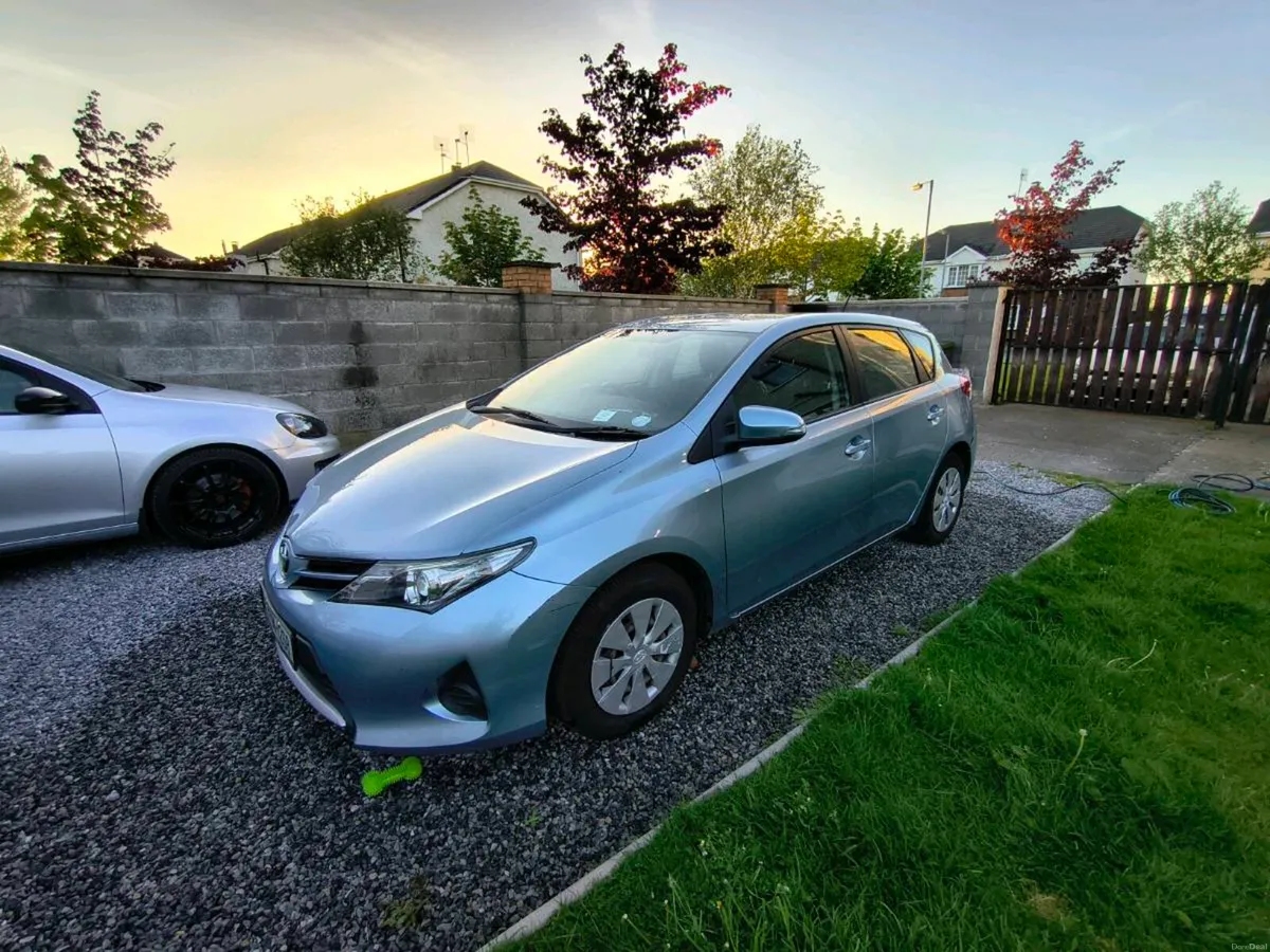 Toyota auris d4d - Image 2