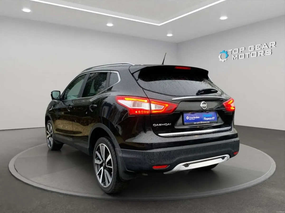 2016 NISSAN QASHQAI 1.6 DCI TEKNA 5d 128 BHP 4WD - Image 4