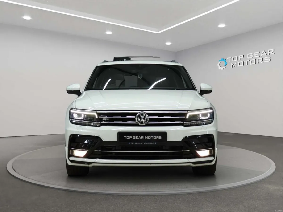 2017 Volkswagen Tiguan R-Line 4 MOTION - Image 2