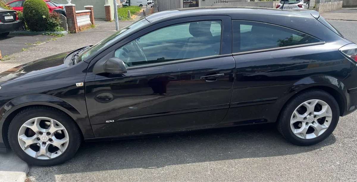 Car - Image 1