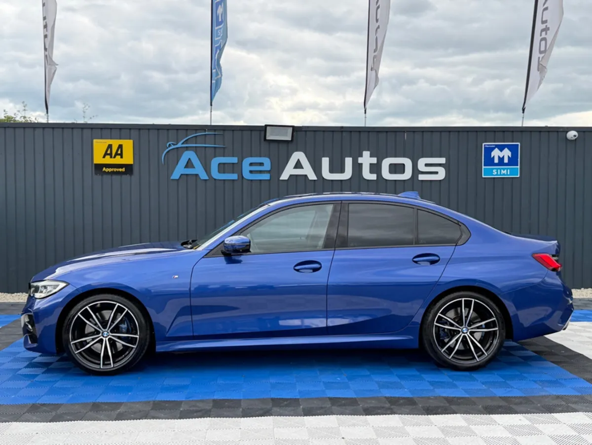 BMW 3-Series M-SPORT 330i - 2.0L PETROL - AUTO - 1 - Image 4