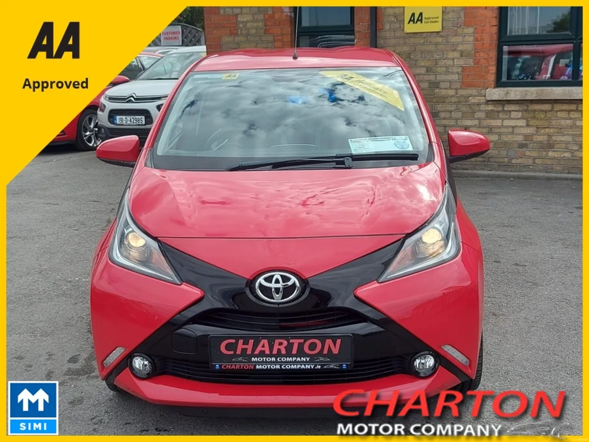 Toyota Aygo 1.0 5DR X-PLAY 4DR - Image 3