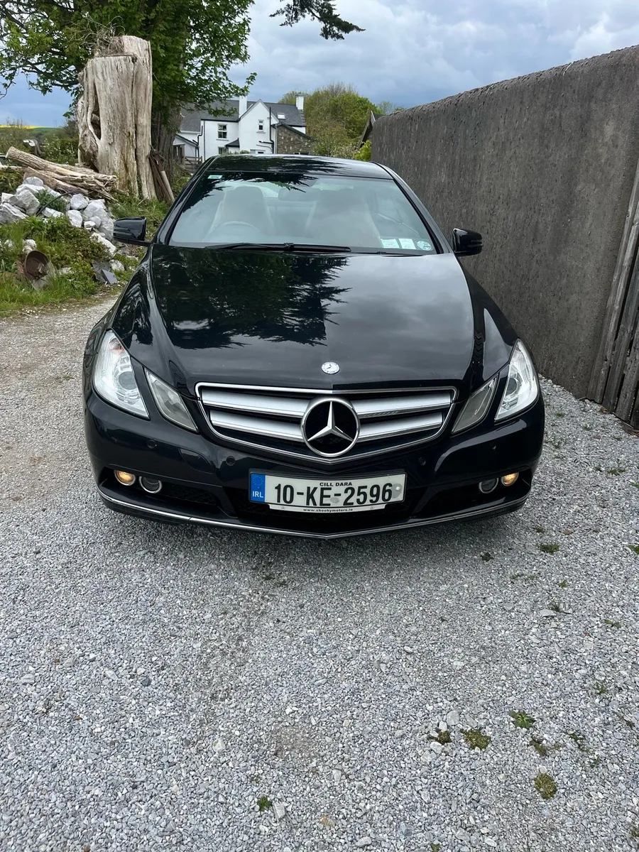 Mercedes coupe - Image 2