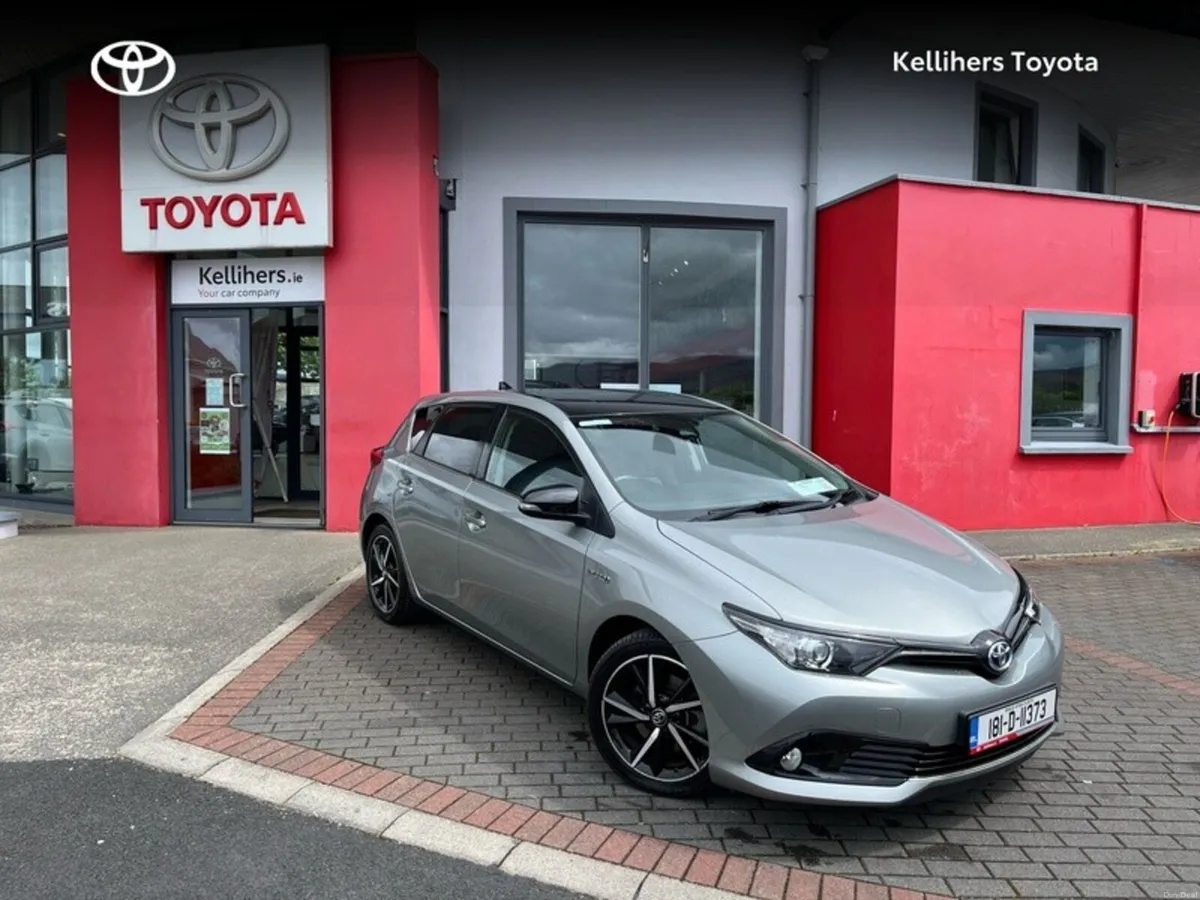 Toyota Auris HYBRID LUNA SPORT 4DR AUTO - Image 1