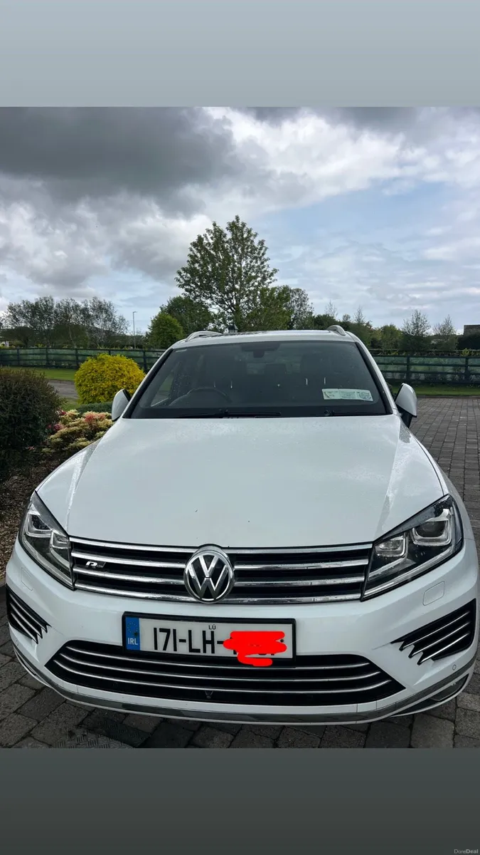 2017 Volkswagen Touareg 3.0 TDI | Panoramic Roof - Image 1
