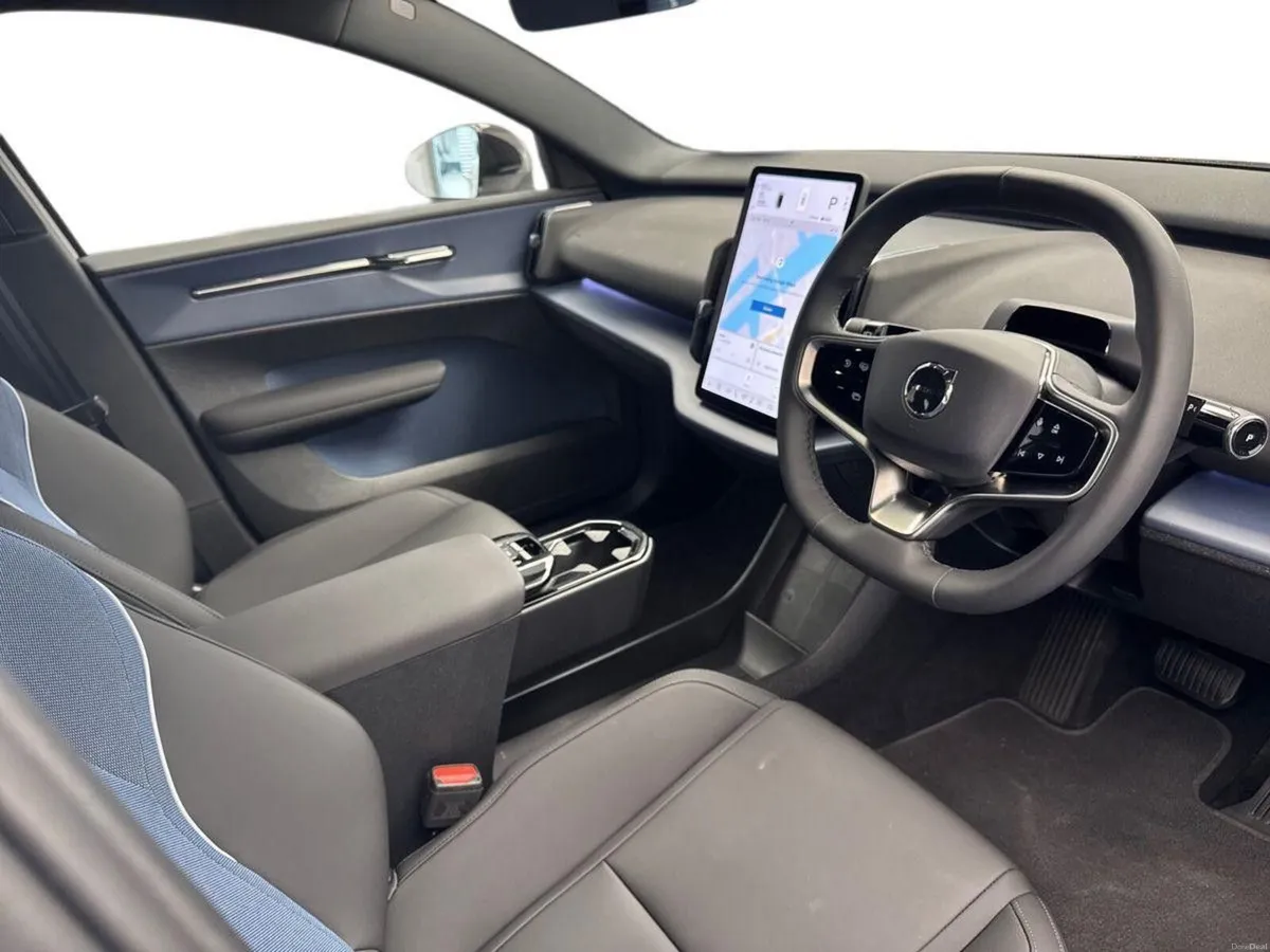 Volvo EX30 PLUS EXT RANGE *FLASH SALE* €85 PER WEE - Image 6