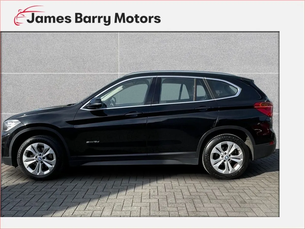 BMW X1 sDrive18d SE - Image 3