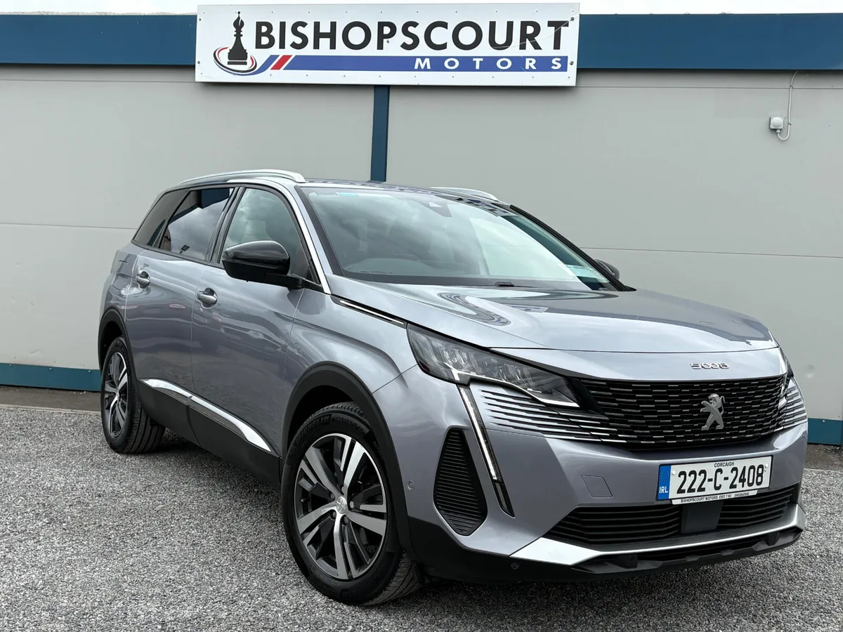 Peugeot 5008 2022 - Image 2