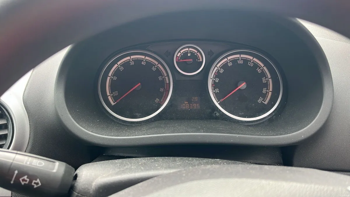 2011 Opel Corsa - Image 2