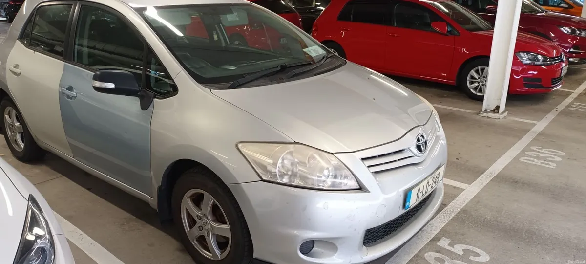 Toyota Auris 2011 Terra READ ADD - Image 4