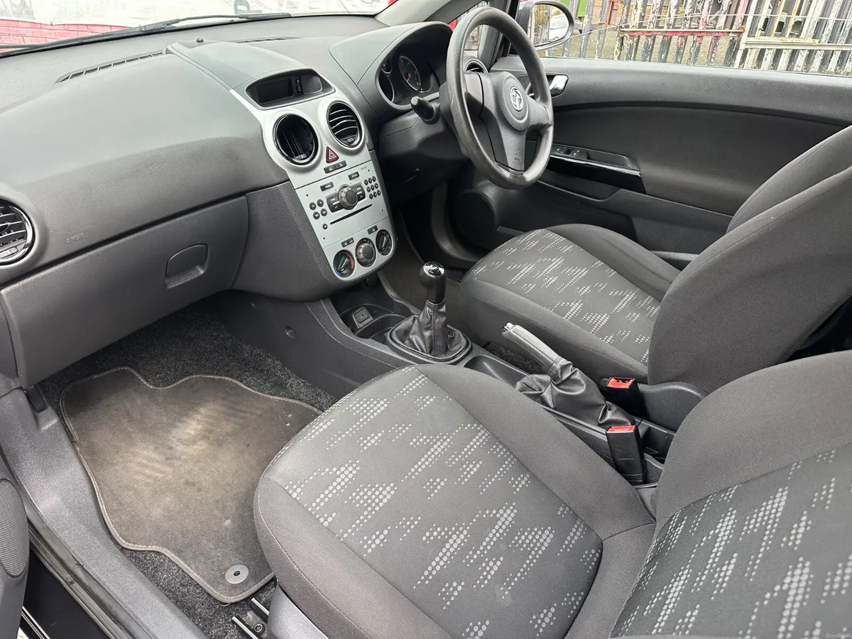 Opel/Vauxhall Corsa 1.0 Petrol NCT TAX - Image 3