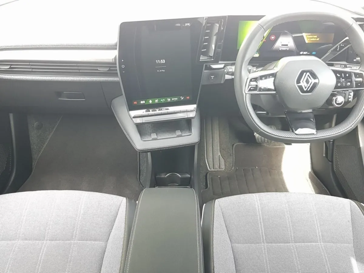 Renault Scenic techno 60kWh 170hp - Image 4