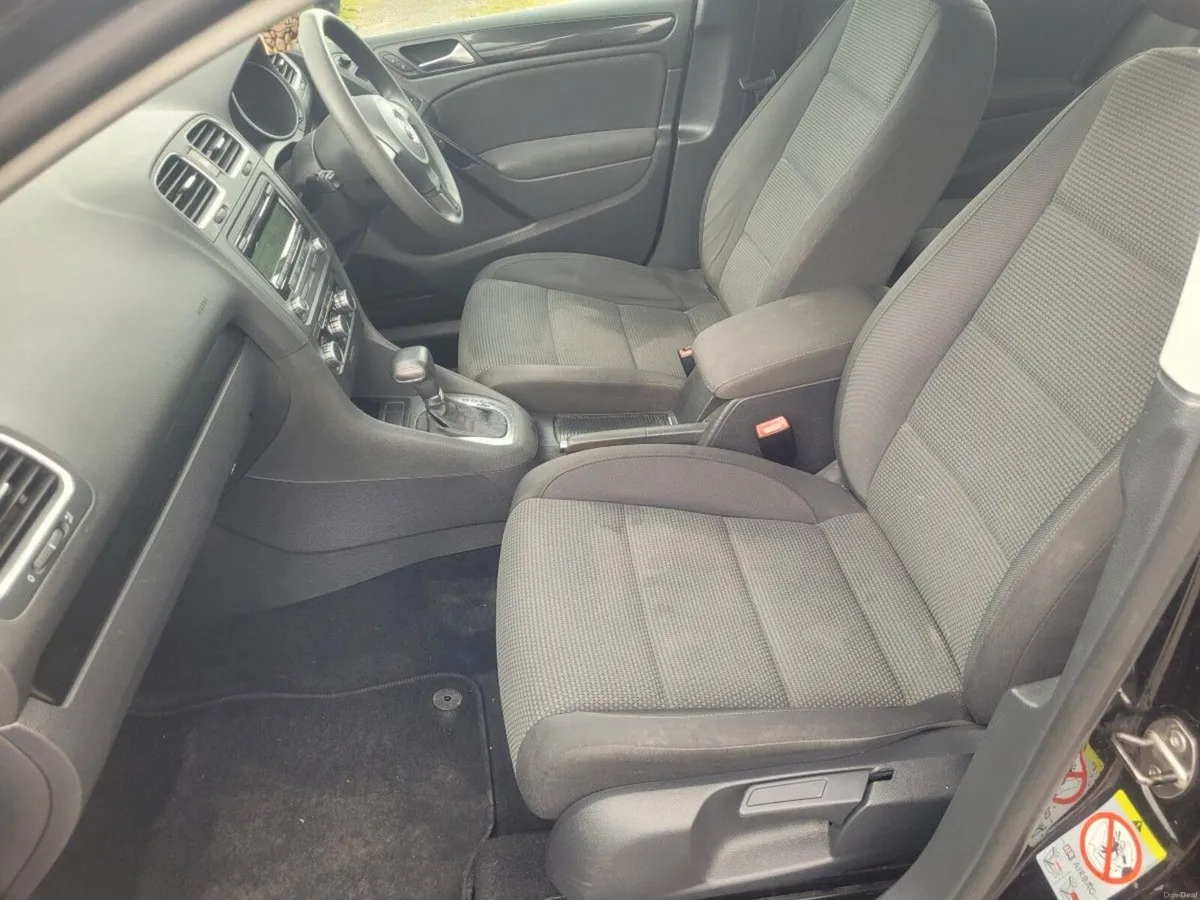 Volkswagen Golf AUTOMATIC CL 1.2 TSI 105BHP - Image 3