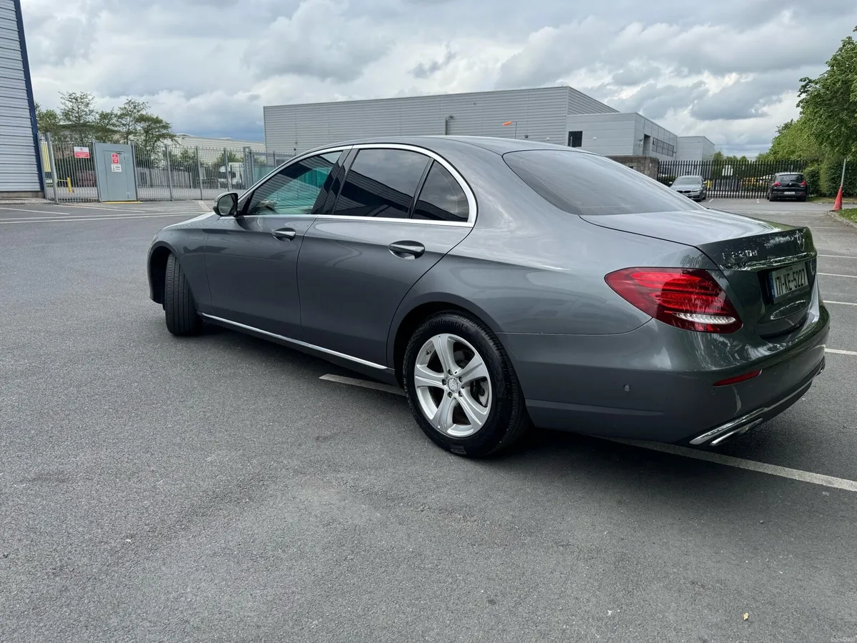Mercedes E class - Image 4