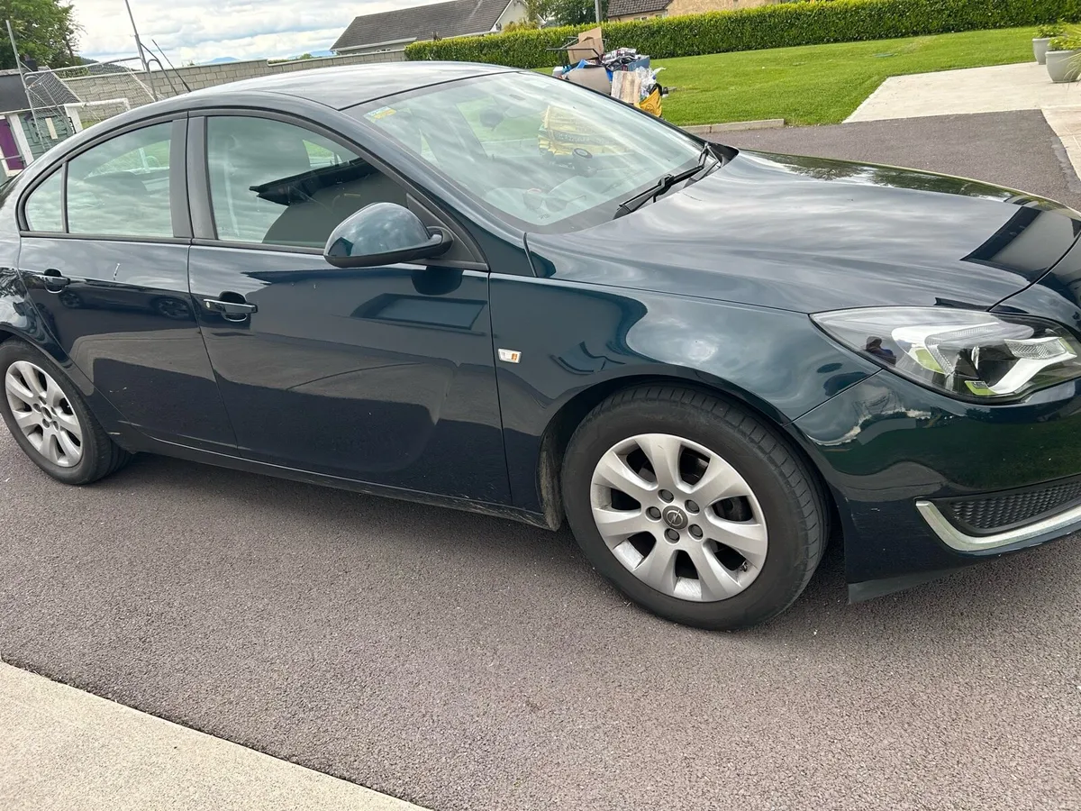 Opel insignia - Image 1