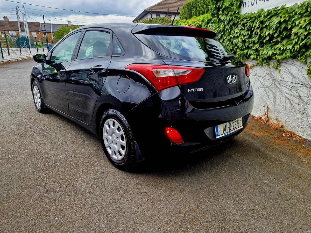 Hyundai i30 2014 / LOW KM / PETROL / CLASSIC - Image 3