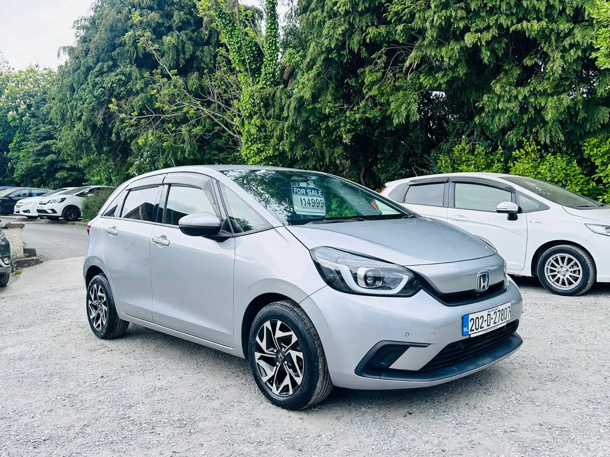 HONDA FIT 2020 TOP SPECS AUTOMATIC🔥 - Image 3