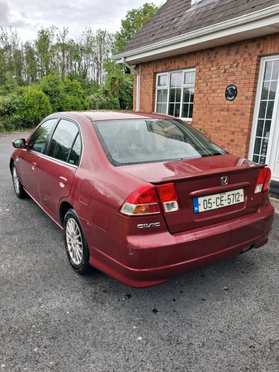 Honda civic hybrid 2005 - Image 2