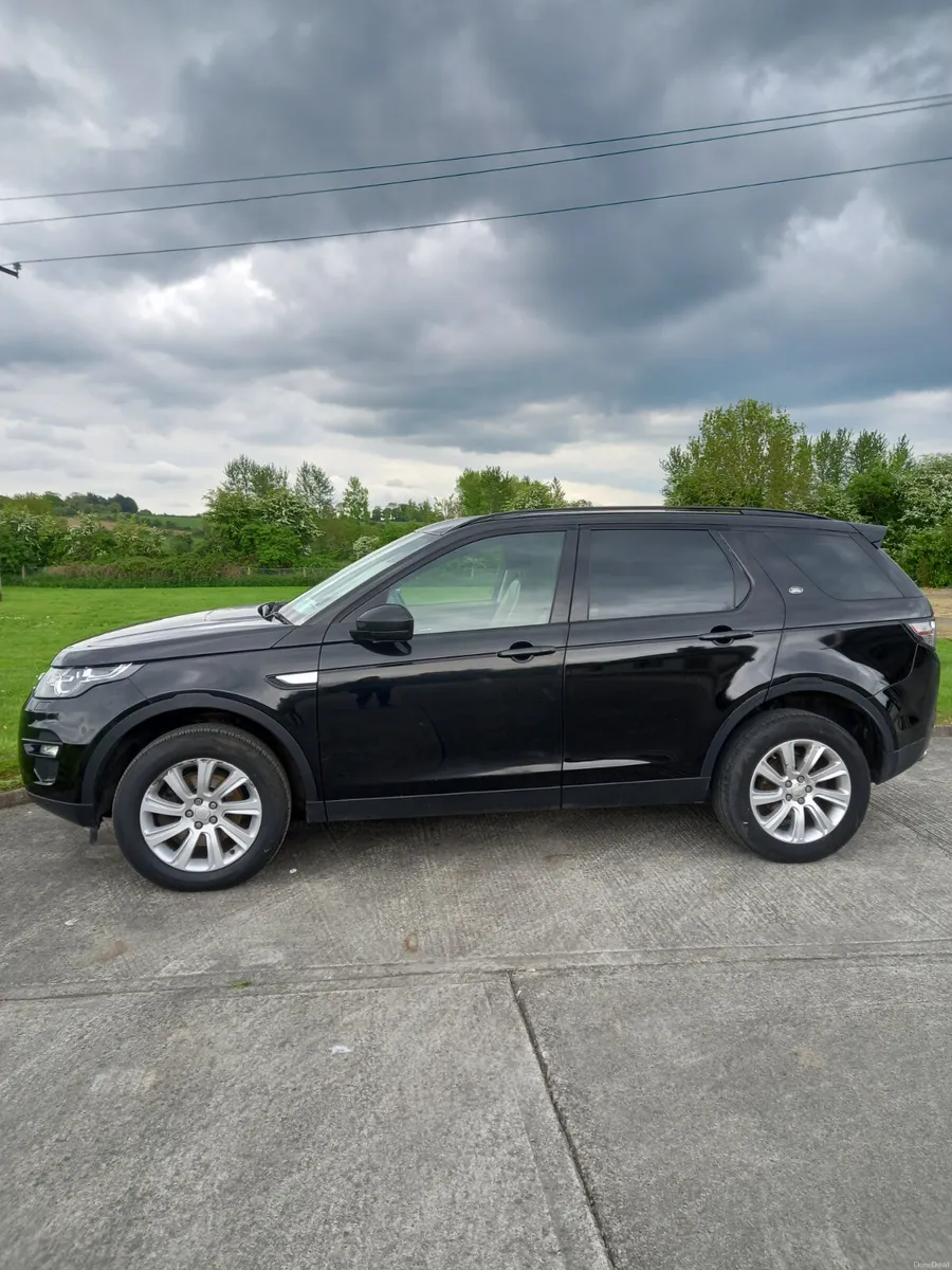 2015 Land Rover Discovery 3L Diesel - Image 2