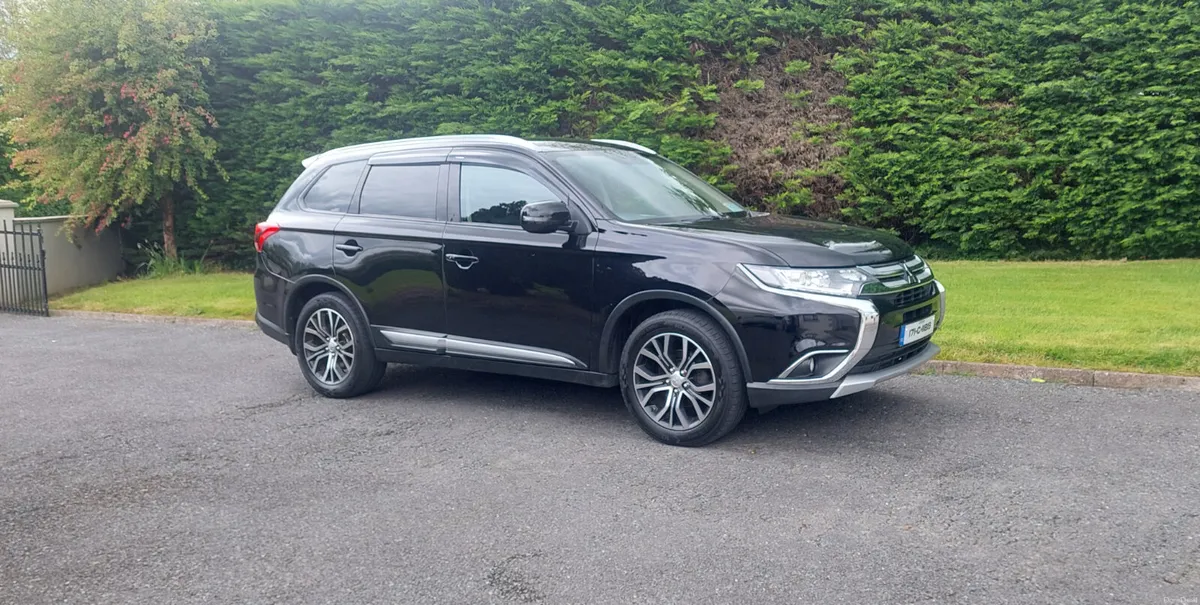 Mitsubishi Outlander 2017 - Image 1