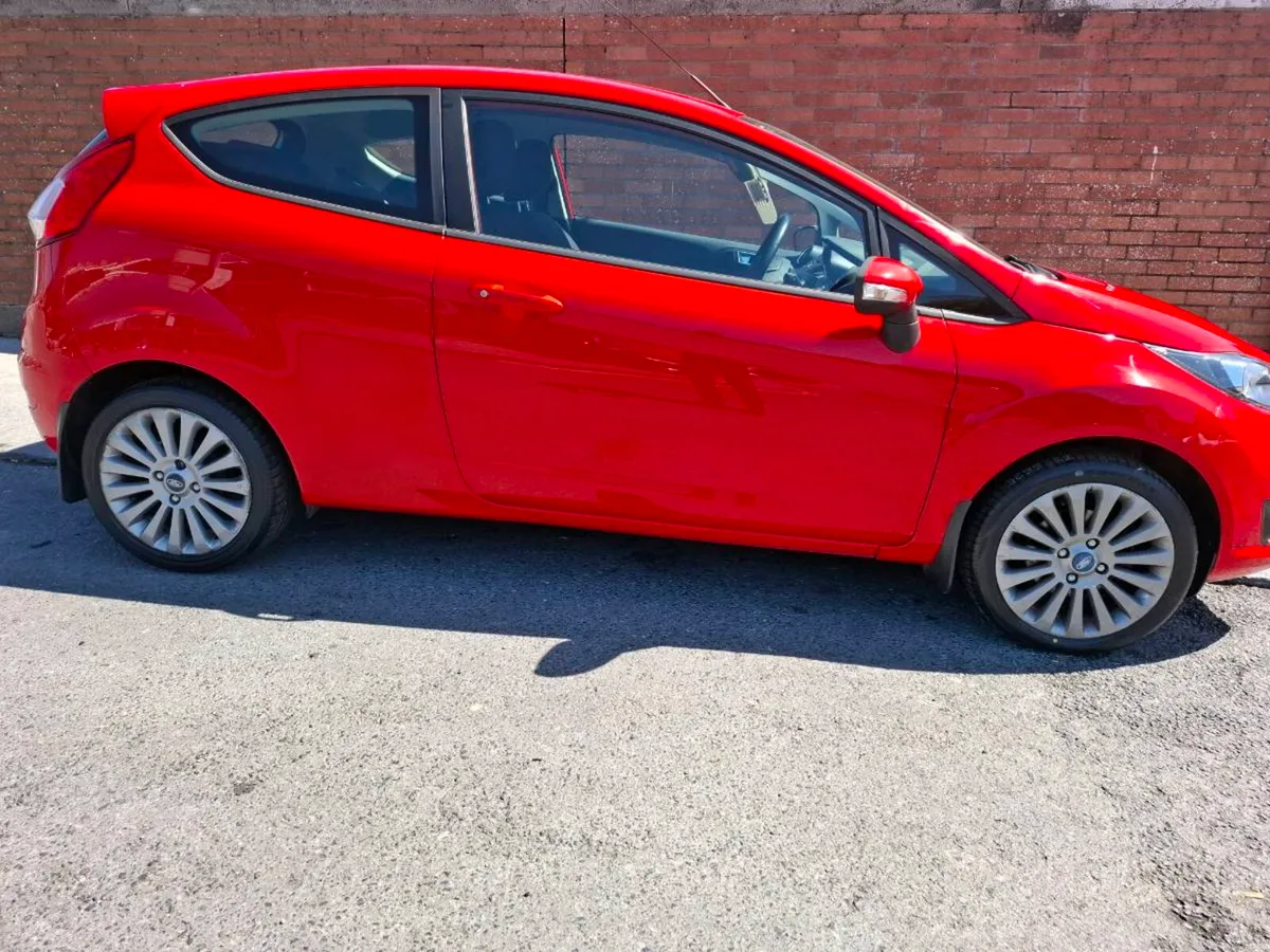 Ford Fiesta - Image 3