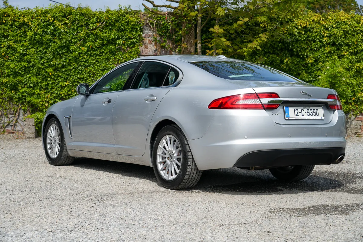 2012 Jaguar XF 2.2 Diesel Automatic - Image 3