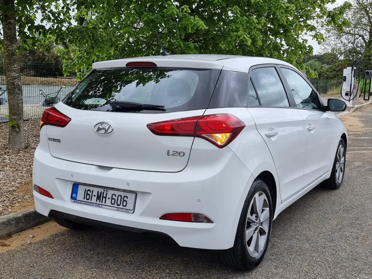 2016 HYUNDAI i20 DIESEL NCT&TAXED €8,900 - Image 5