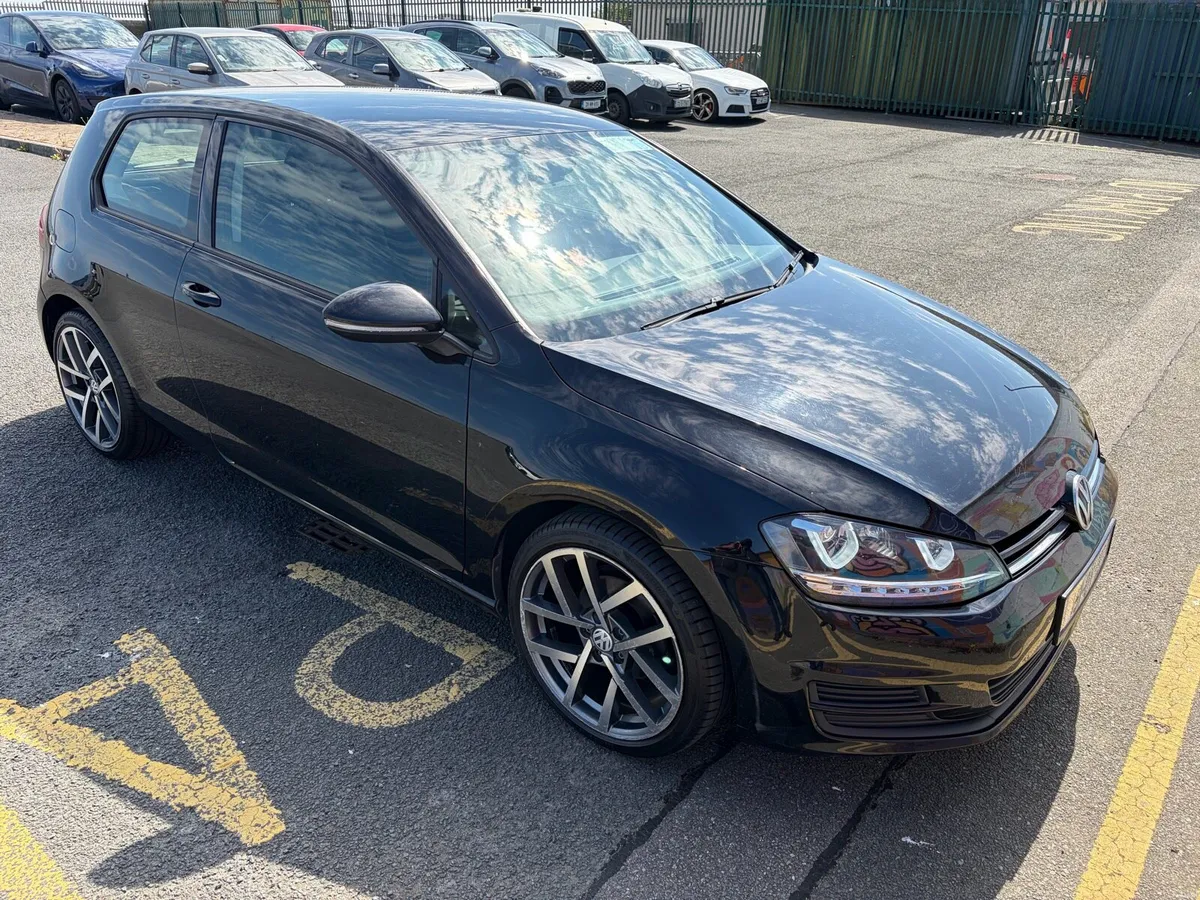 VW Golf 1.2tsi 3dr - Image 1