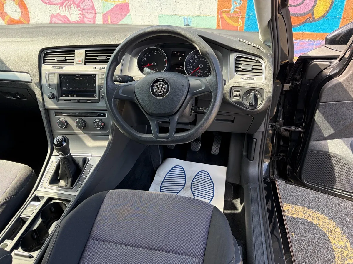 VW Golf 1.2tsi 3dr - Image 5