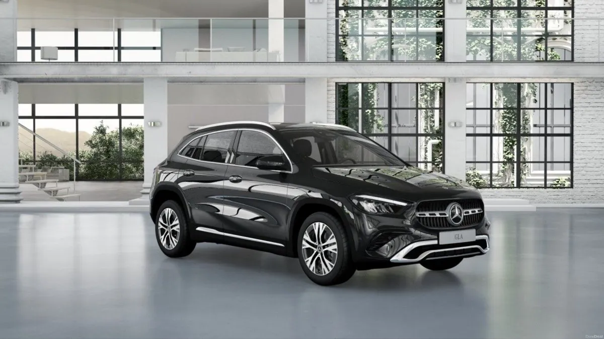 Mercedes-Benz GLA 200D Progressive Line Plus Compa - Image 1