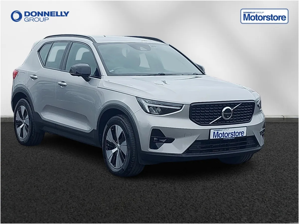 Volvo XC40 Estate Plus - Image 2