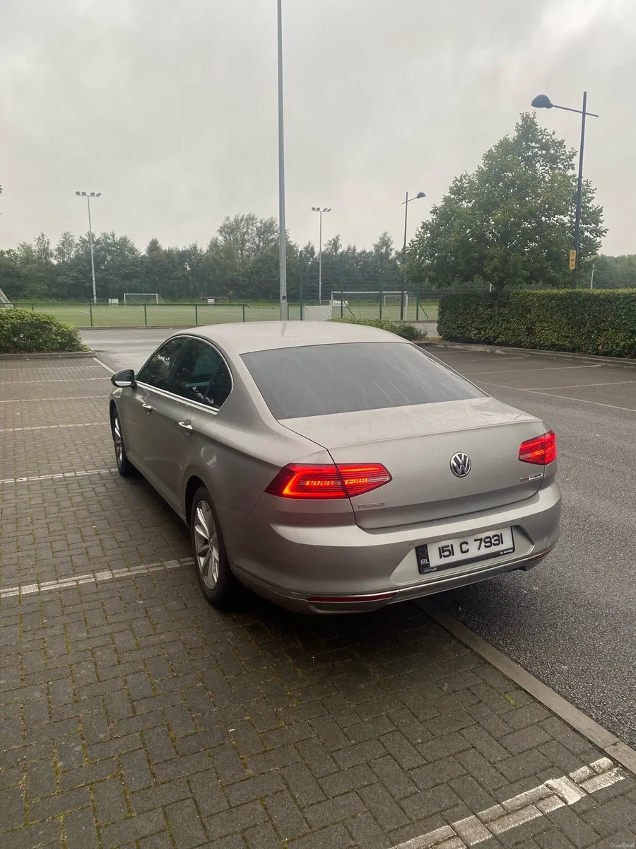 VW Passat 1.6 Highline spec 2015 - Image 3