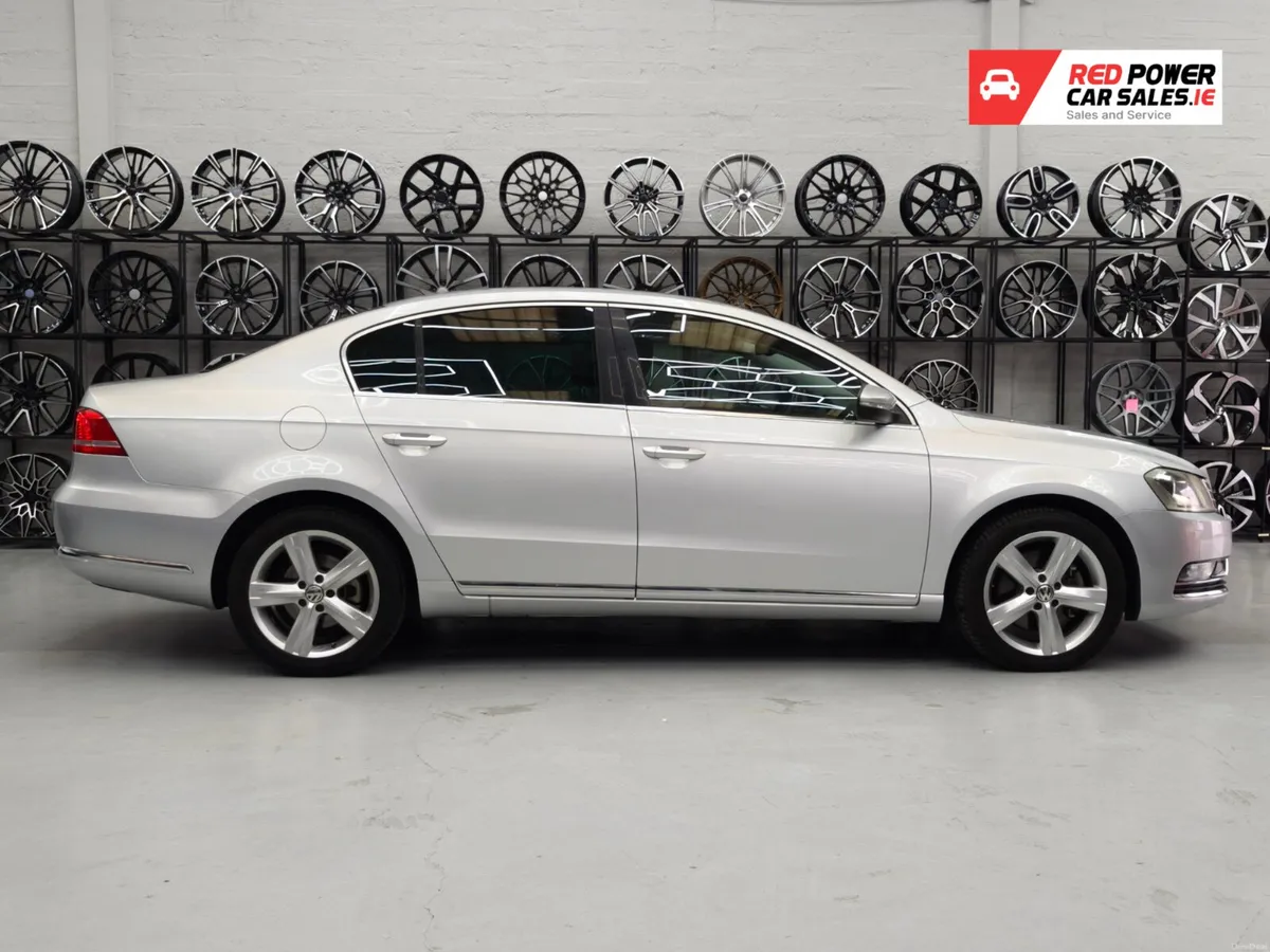 2012 Volkswagen Passat  TSI BlueMotion - Image 4
