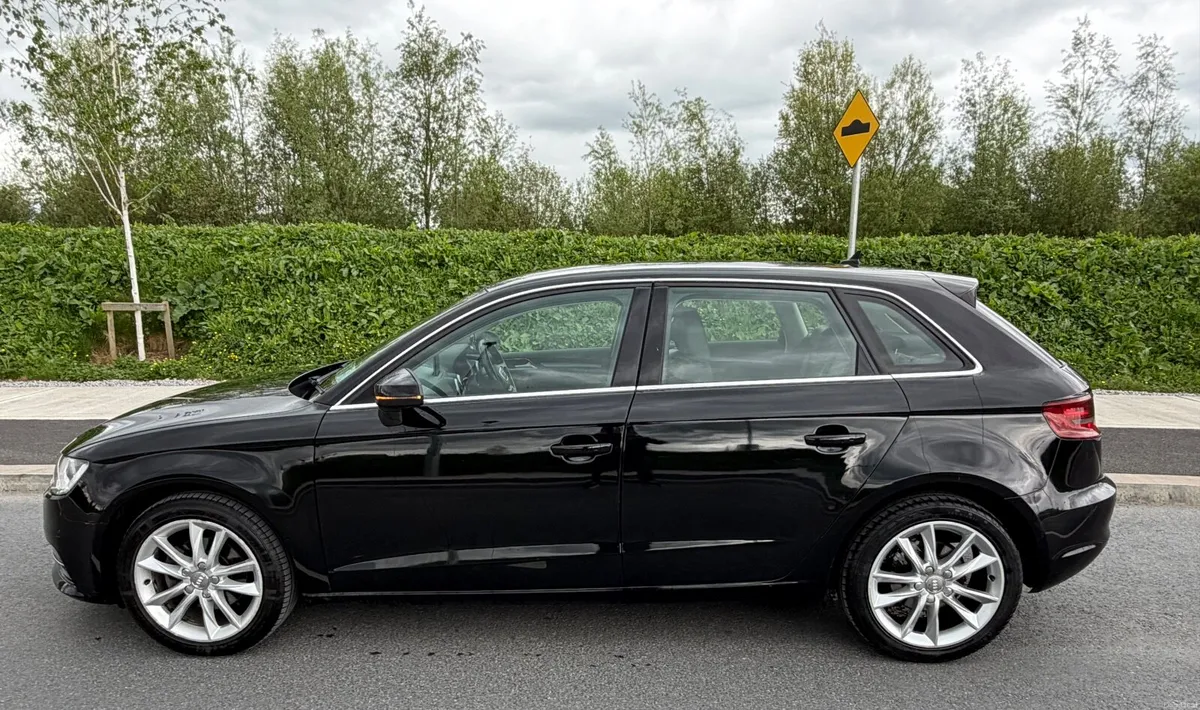 Audi A3 1.6Hdi SE 2015 - Image 3