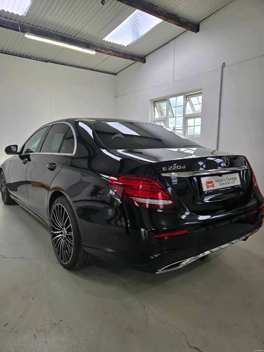 Mercedes-Benz E220D AMG Line Auto 2018 - Image 2