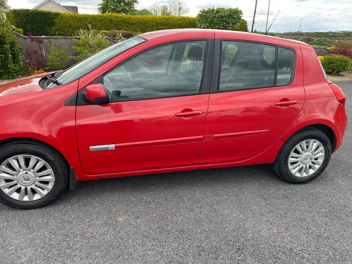 2012 Renault Clio (read ad) - Image 3