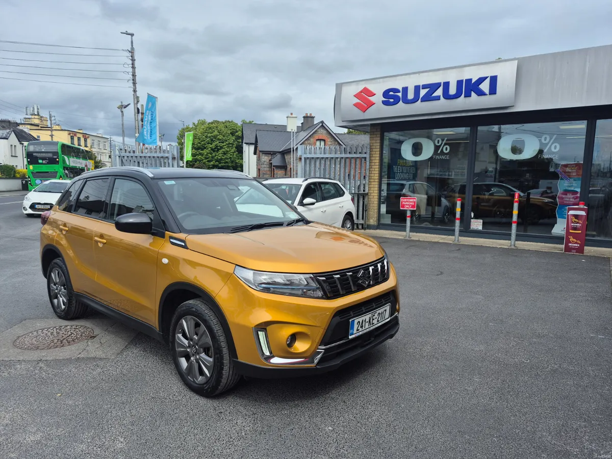 2024 Suzuki Vitara SZT Only 17,000klm - Image 2