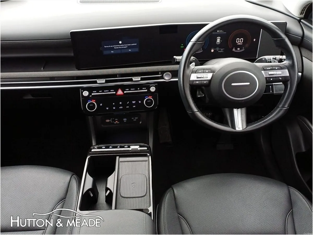 Hyundai Tucson Executive PHEV 1.6 Petrol 5dr - Image 4