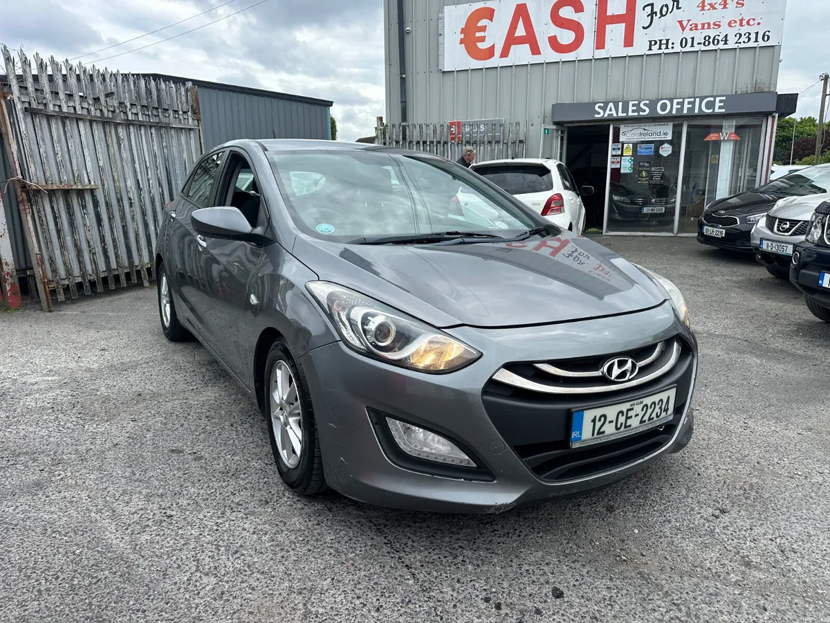 Hyundai i30 1.6 Diesel NCT TAX - Image 4