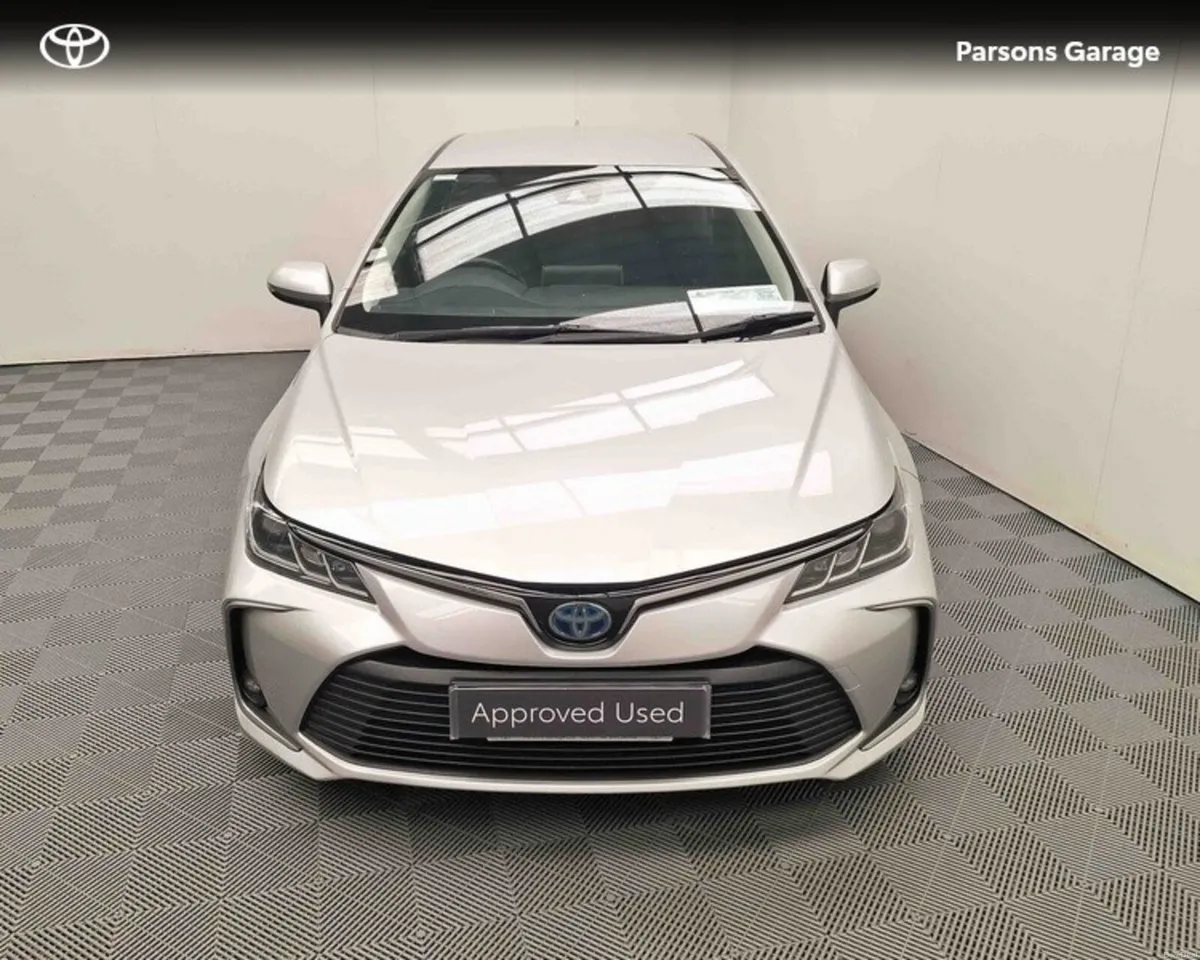 Toyota Corolla COROLLA HYB LUNA SALOON - Image 3