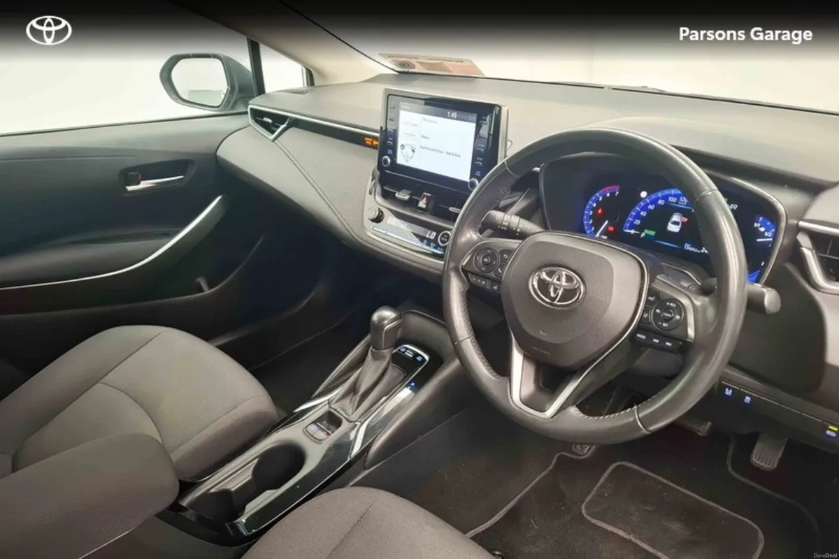 Toyota Corolla COROLLA HYB LUNA SALOON - Image 5