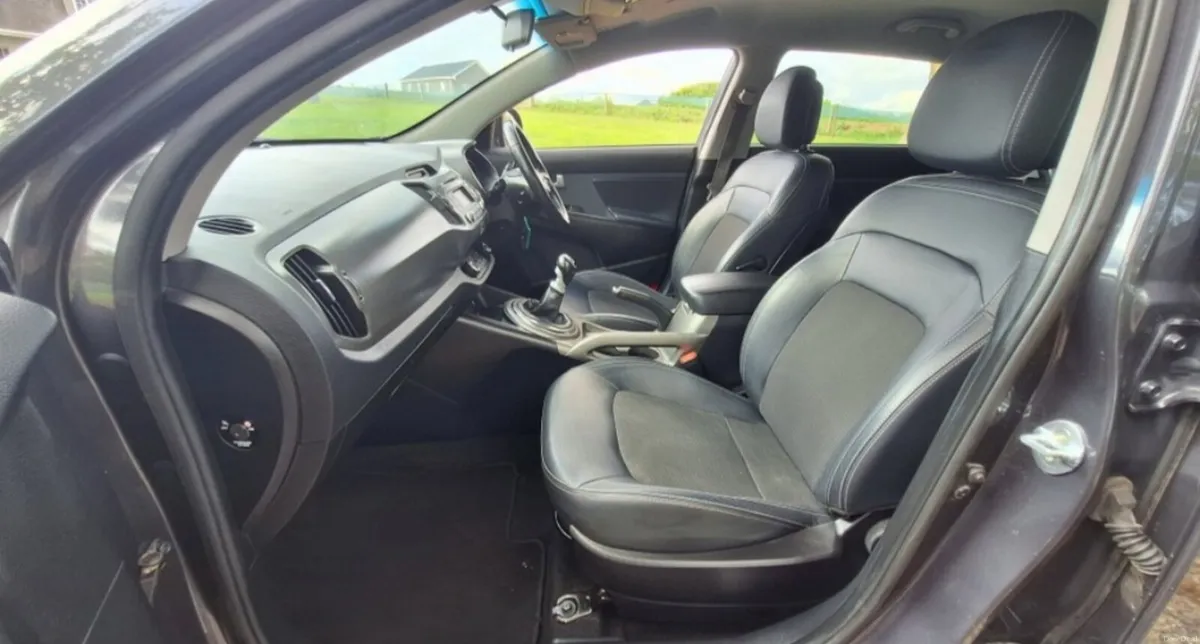 141 kia sportage 1.7 diesel - Image 4
