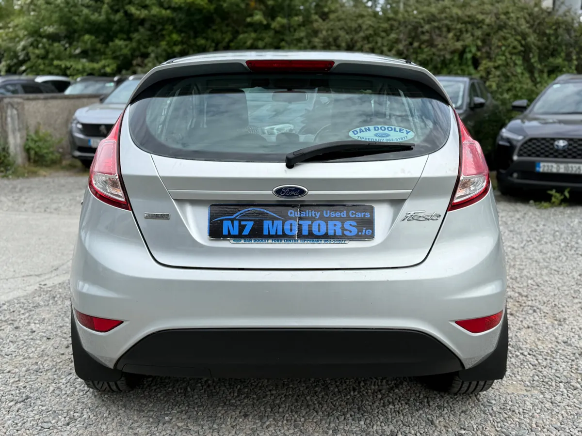 2013 Ford Fiesta ZETEC 1.0 PETROL - Image 4