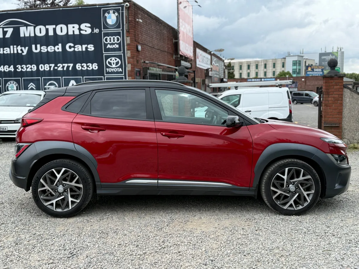 2022 Hyundai Kona 1.6 HYBRID KAUAI 2 TONE AUTO - Image 2